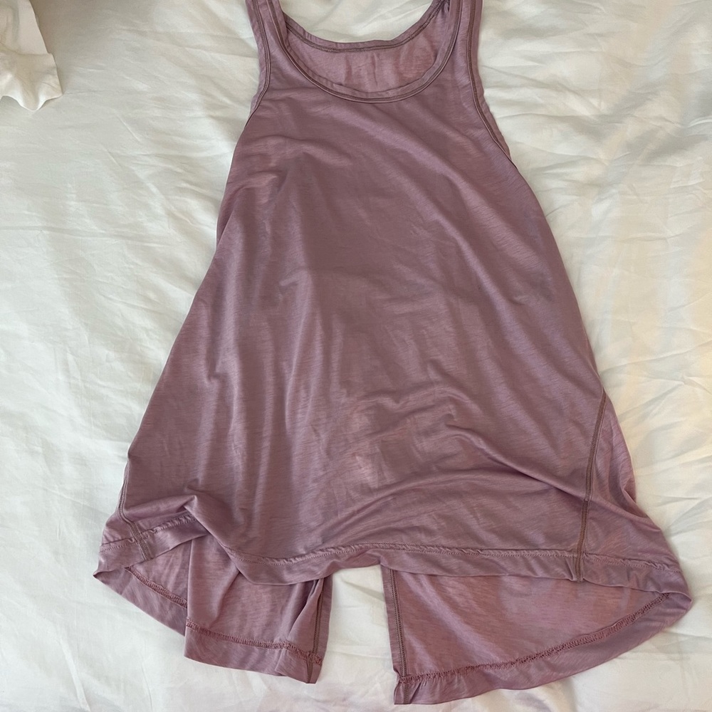 Lululemon tank - perfect condition
